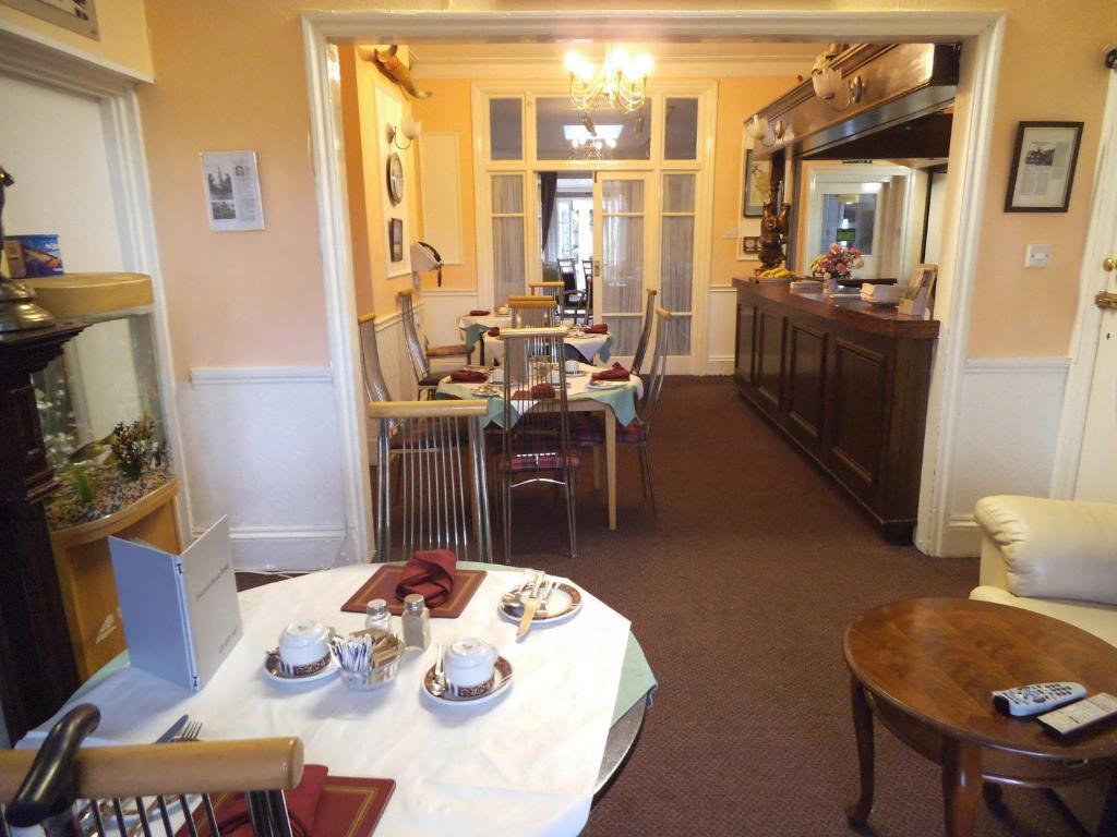 Fountain House Hotel Hayes  Dış mekan fotoğraf